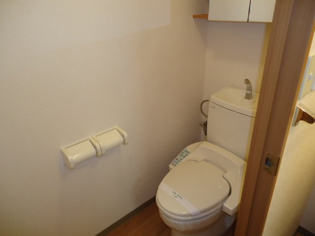 トイレ　シャワー付トイレ