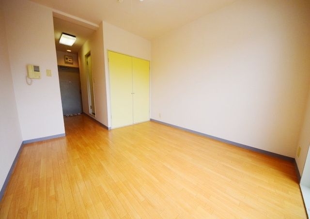 居室・リビング　★明るい居室★