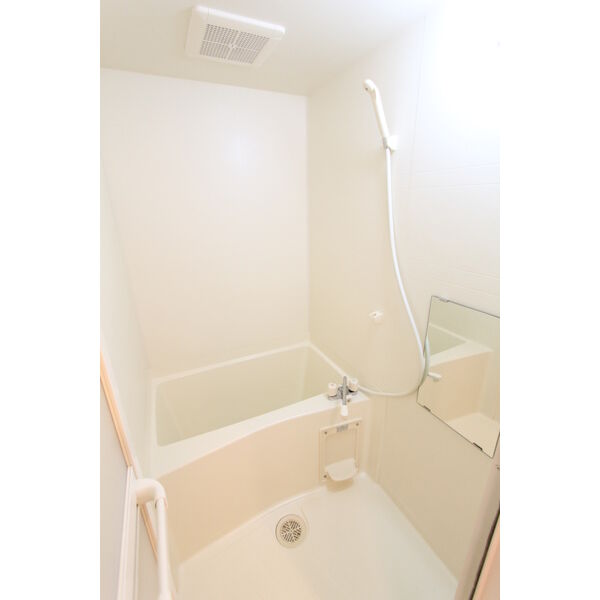 バス・シャワールーム　同タイプのお部屋の写真です。