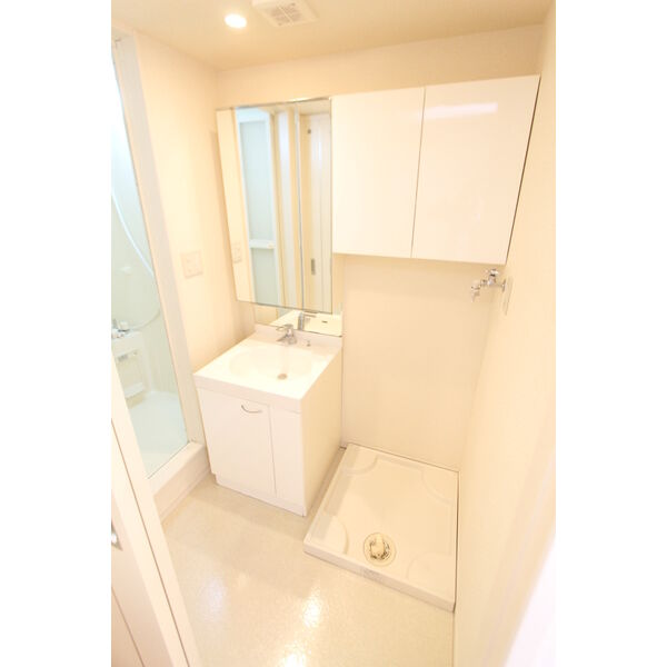 洗面設備　同タイプのお部屋の写真です。