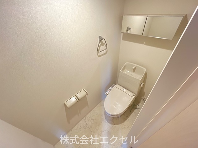 トイレ　便利な温水洗浄便座のトイレ♪