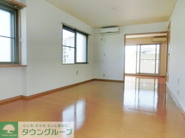 居室・リビング　お問合せはタウンハウジングまで！※現地待合わせ相談可能