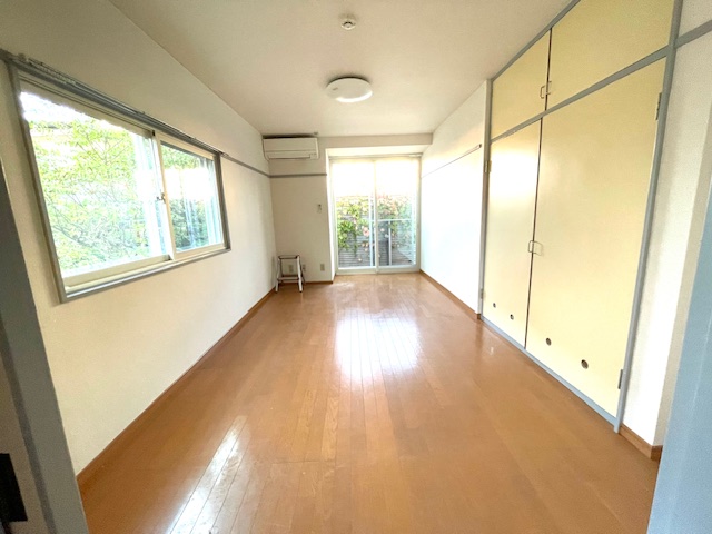 仙台市地下鉄南北線 黒松駅 徒歩27分 2階建 築39年の居間写真