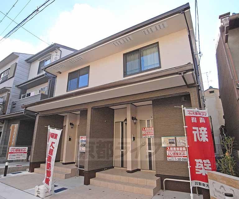 建物外観　落ち着いた外観です。