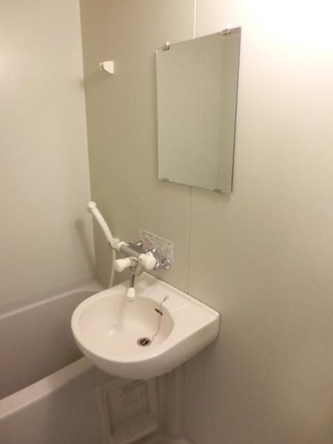 洗面設備　洗面台（別室参考写真）