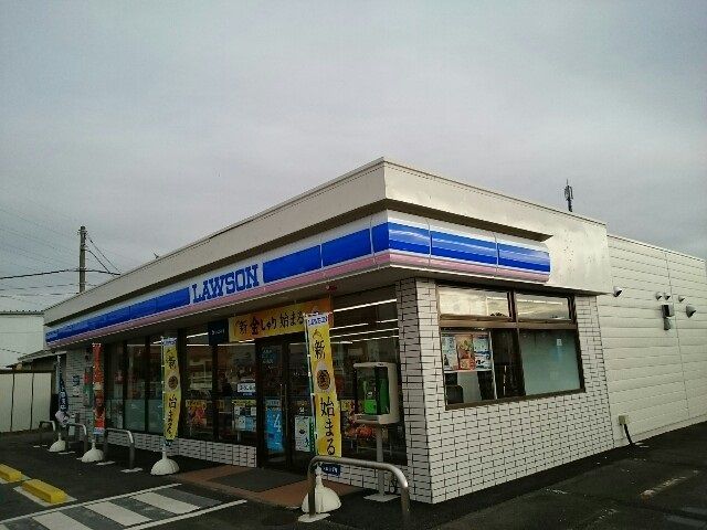 コンビニ　ローソン玉村西店（コンビニ）まで350m