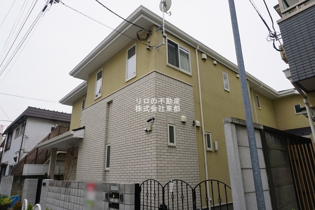 建物外観　通勤・通学・買物、全て便利な好立地の物件です！！