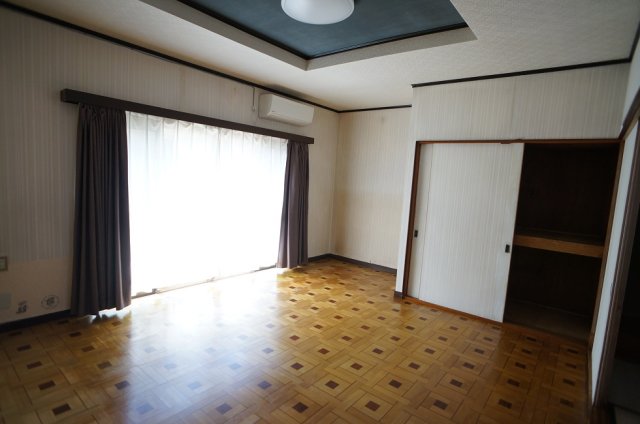 居室・リビング　1階洋室