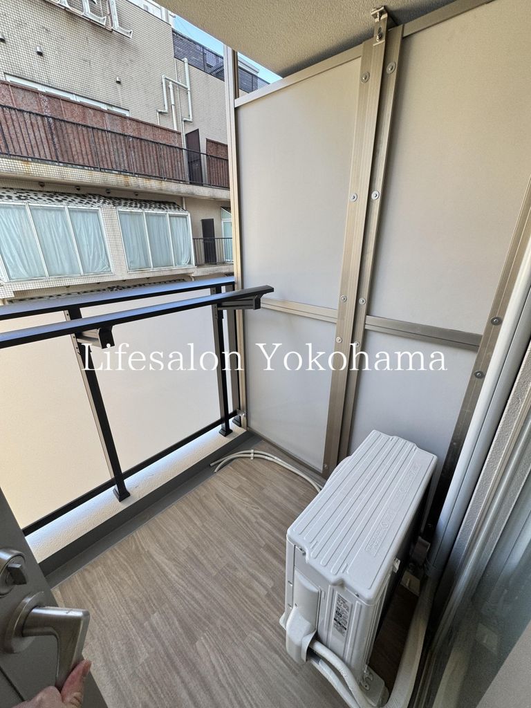 バルコニー　バルコニー