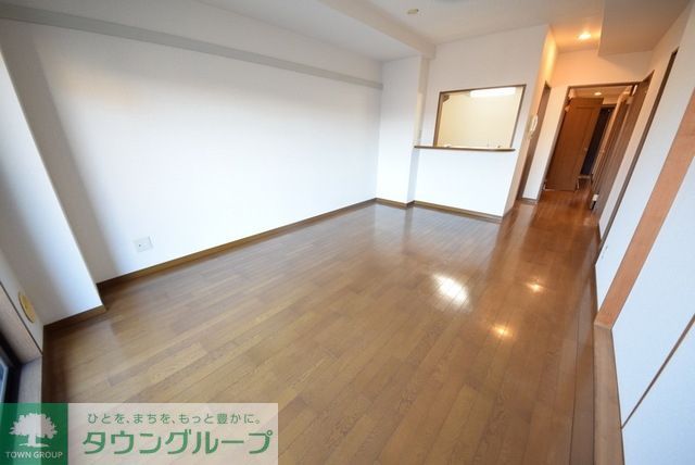 居室・リビング　お問合せはタウンハウジングまで！※現地待合わせ相談可能