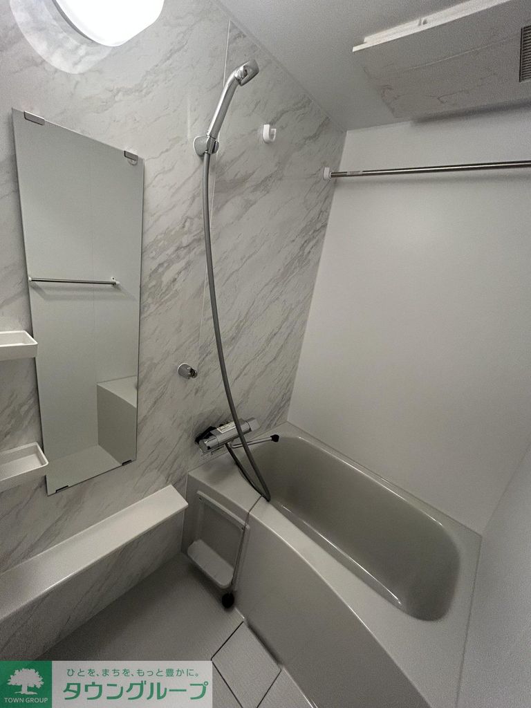 バス・シャワールーム　バス