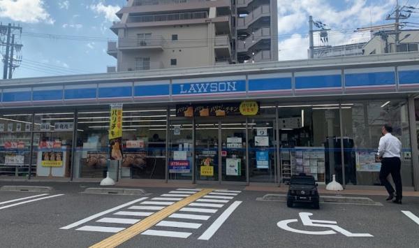 コンビニ　ローソン 大開三丁目店（コンビニ）まで365m
