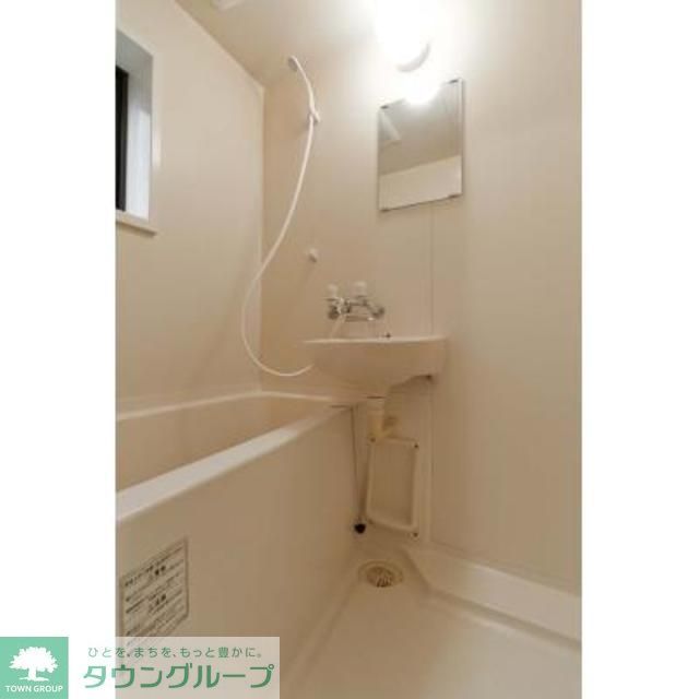 バス・シャワールーム　※写真は同タイプ住戸です。