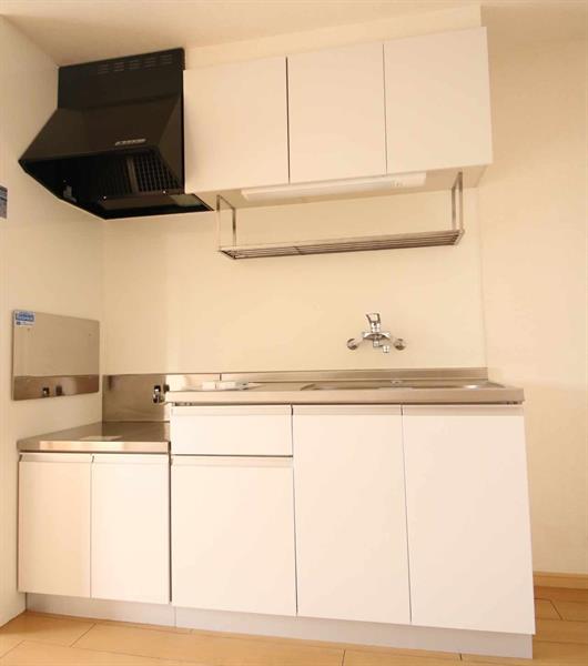 キッチン　キッチンになります。※写真は別室のものになります。