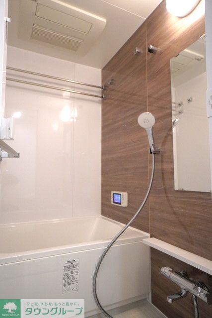 バス・シャワールーム　※写真は同タイプ住戸です。