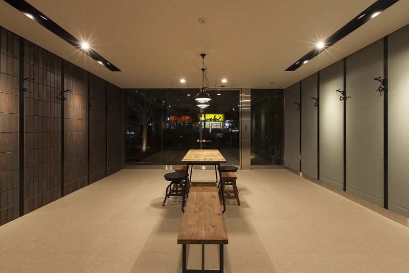 エントランス　エントランス