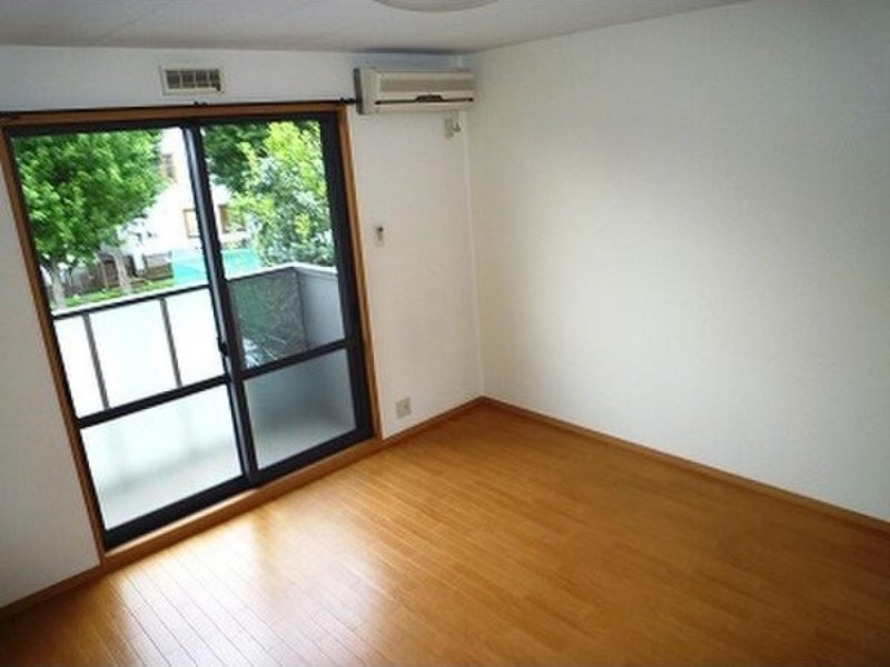 居室・リビング　図面と現状に相違がある場合には現状を優先