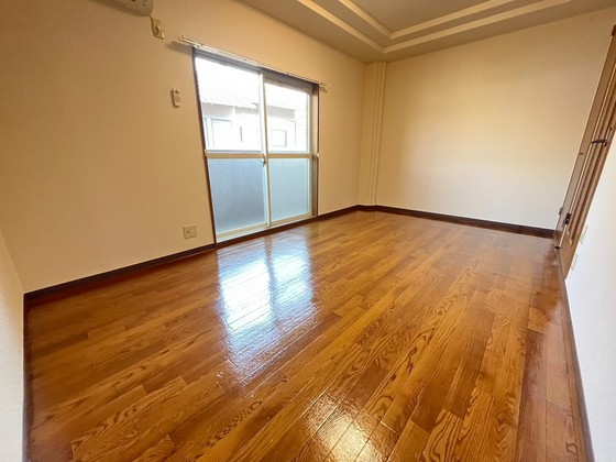 居室・リビング　※別部屋の写真です