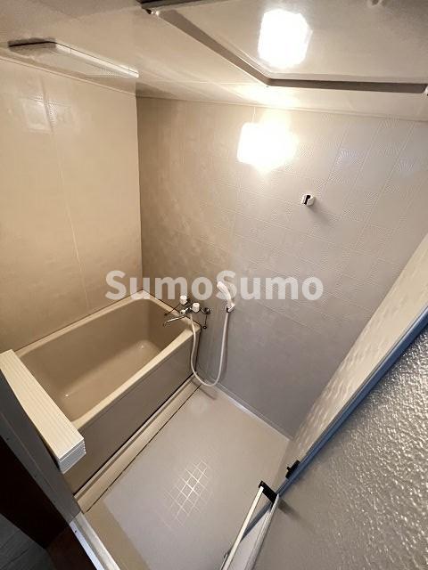 バス・シャワールーム　お風呂で日々の疲れを落としましょう