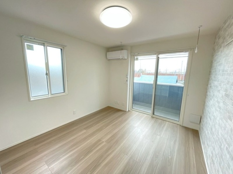 居室・リビング　図面と現状に相違がある場合には現状を優先