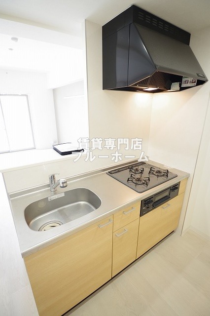 キッチン　３口コンロのカウンターキッチン！