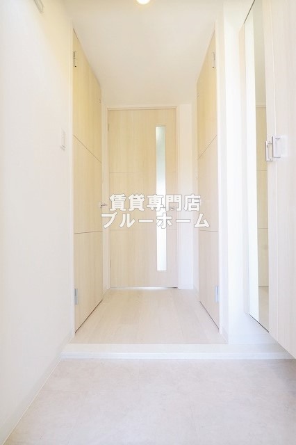 玄関　綺麗な玄関スペース！