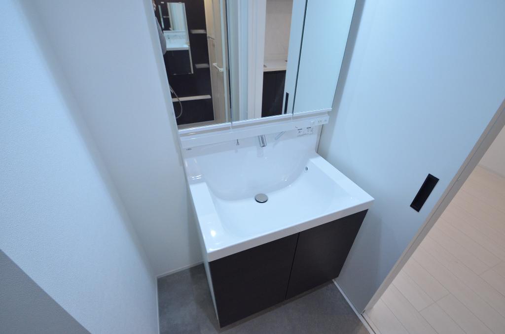 洗面設備　洗髪洗面化粧台