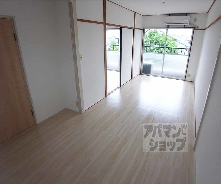 居室・リビング　１２帖のＬＤＫです。