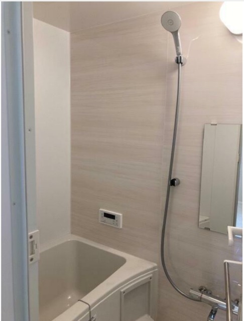 バス・シャワールーム　バスルーム