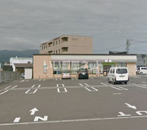 コンビニ　セブンイレブン 函館石川町店（コンビニ）まで449m