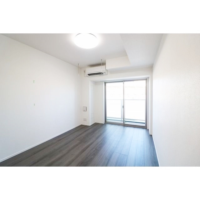 居室・リビング　【女性のお一人暮らしでも安心のセキュリティ♪】