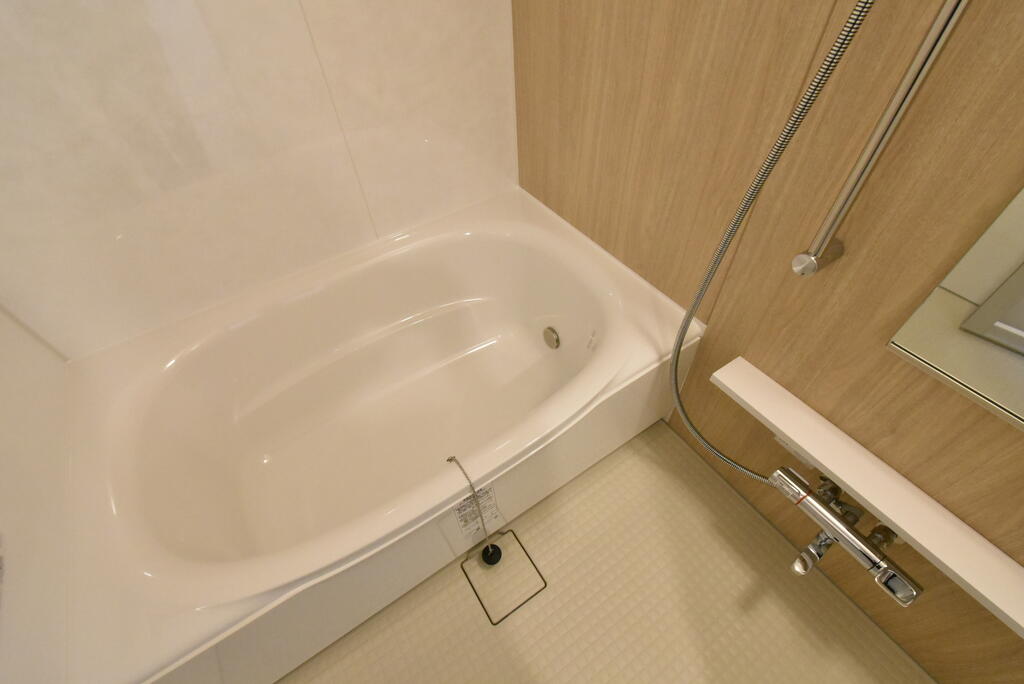 バス・シャワールーム　追い焚き、浴室乾燥機