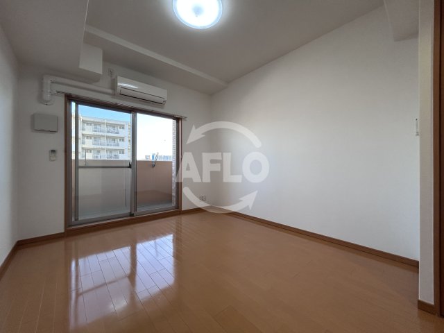 居室・リビング　オーキッドレジデンス塚本　リビング