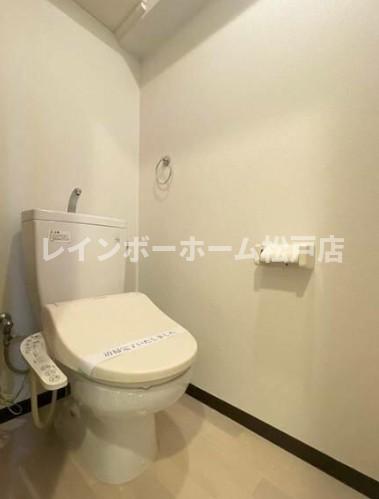 トイレ　落ち着いたトイレです