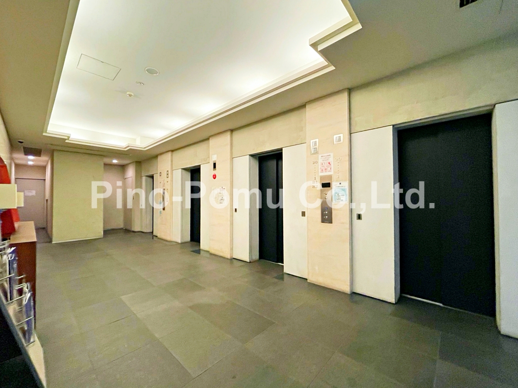 ドラックストア　トモズ五反田店（ドラッグストア）まで383m