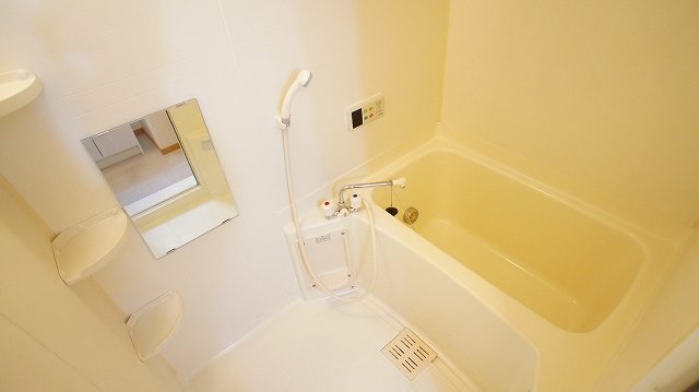 バス・シャワールーム　日々の疲れを癒すお風呂付です