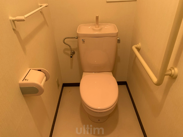 トイレ　別室の画像です、ご参考までに