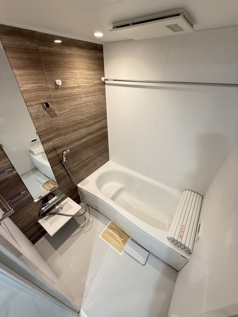 バス・シャワールーム　★同施工別建物の参考写真です★