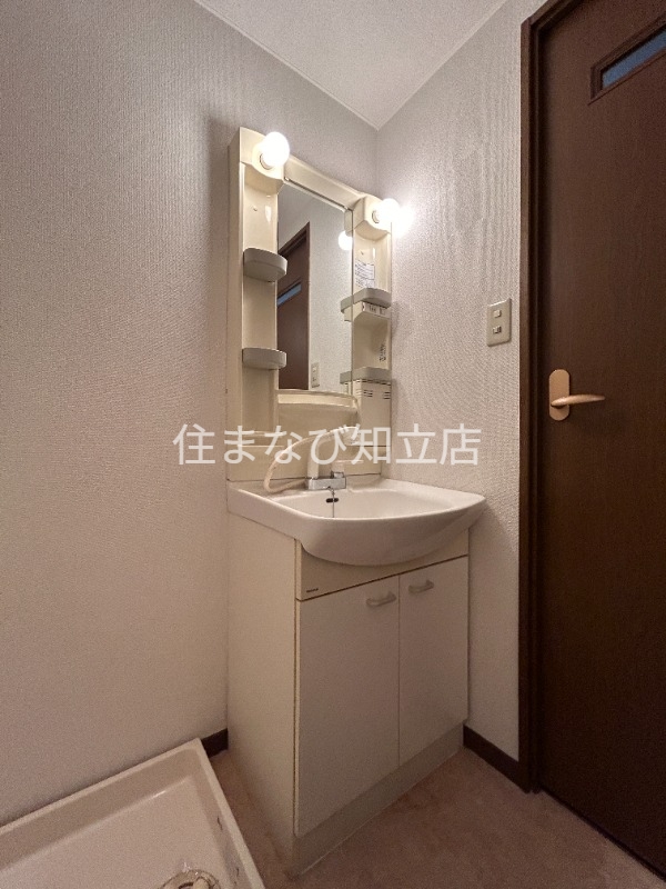 洗面設備　同型タイプ