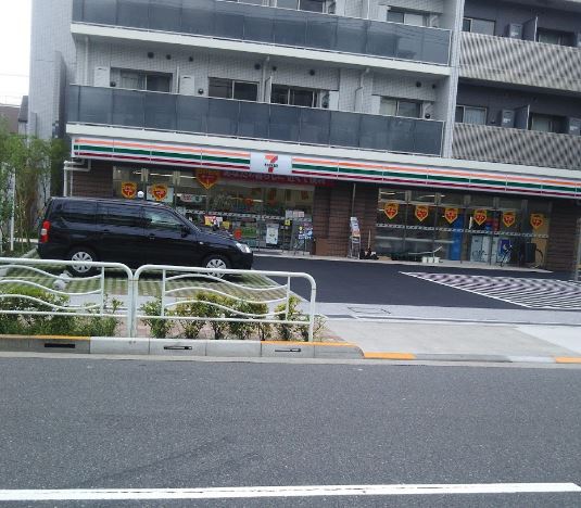 コンビニ　セブンイレブン（コンビニ）まで510m
