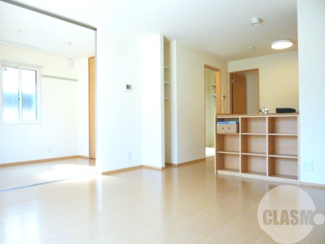 居室・リビング　広々と使えます♪