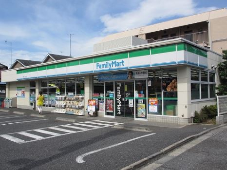 コンビニ　ファミリーマート 新桜台店（コンビニ）まで203m