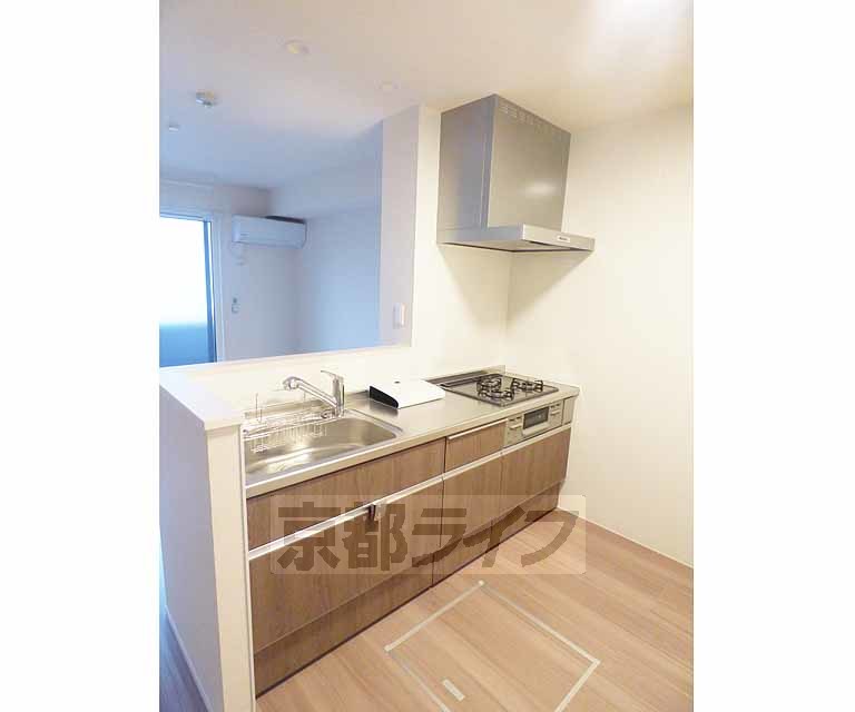 キッチン　システムキッチン。