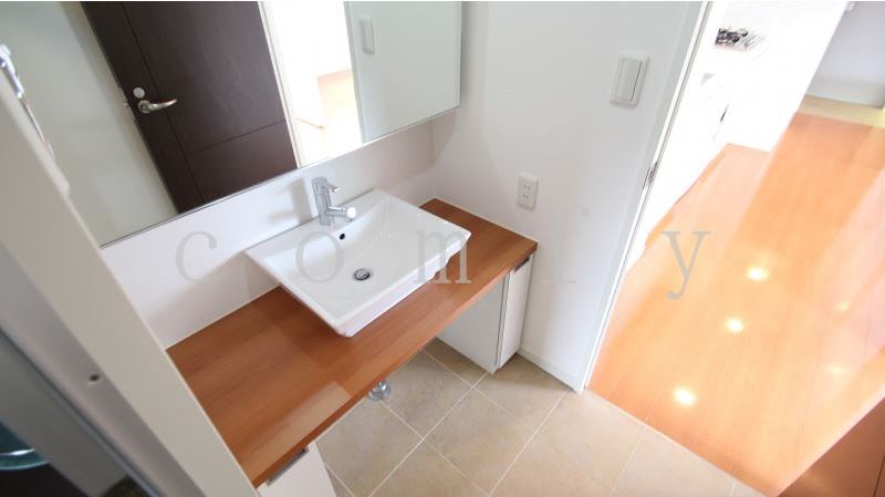 洗面設備　パウダールーム