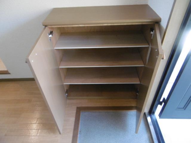 その他設備　シューズボックス。