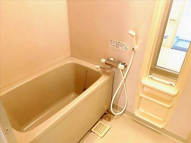 バス・シャワールーム　疲れを洗い流せます。