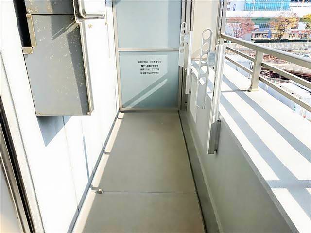 バルコニー　洗濯物が外に干せます。