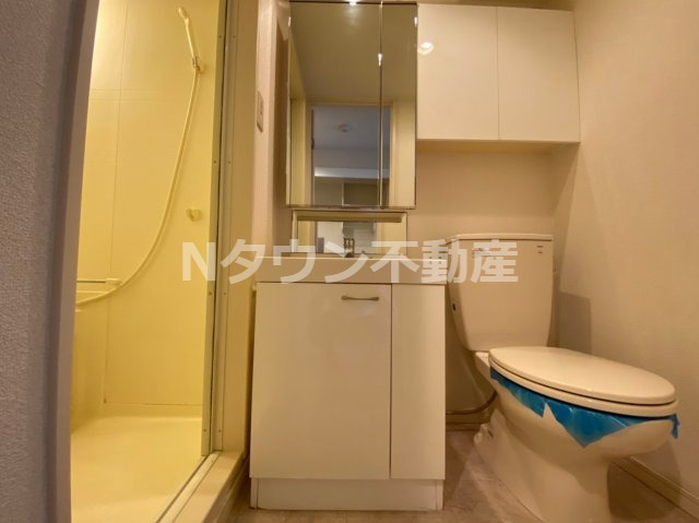 洗面設備　朝の身支度には欠かせない独立洗面化粧台