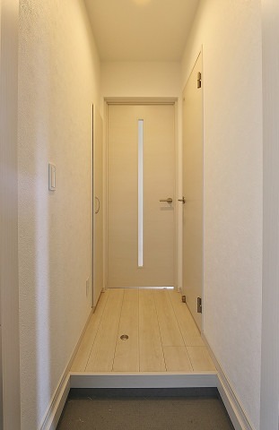 玄関　解放感ある玄関ですね