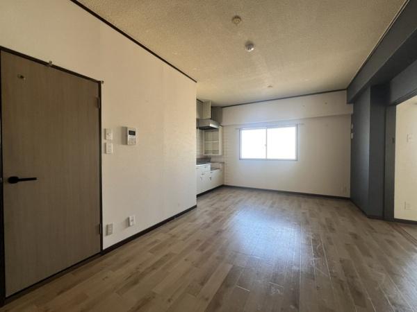 居室・リビング　DK　9帖